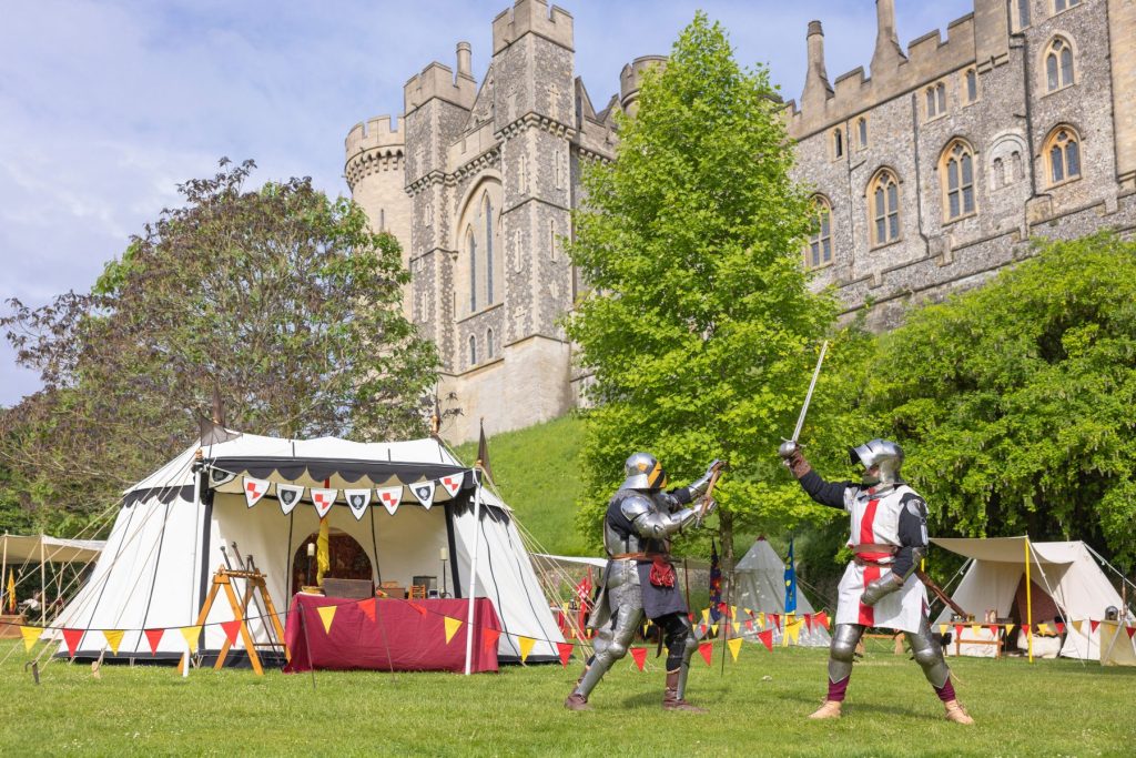 Knights fighting in front of Arundel Castle